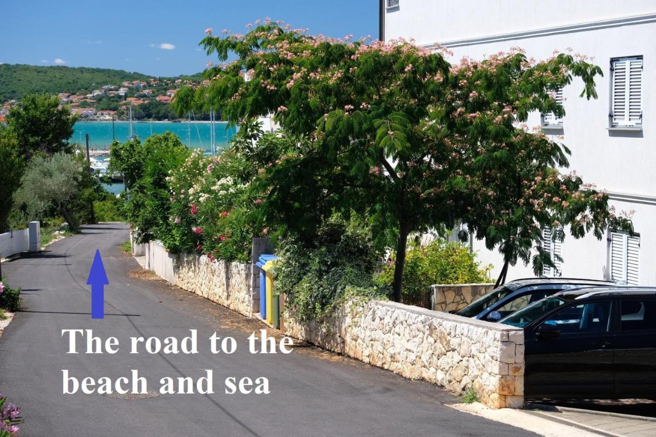 Apartments Coral, Klimno, Island Krk Экстерьер фото