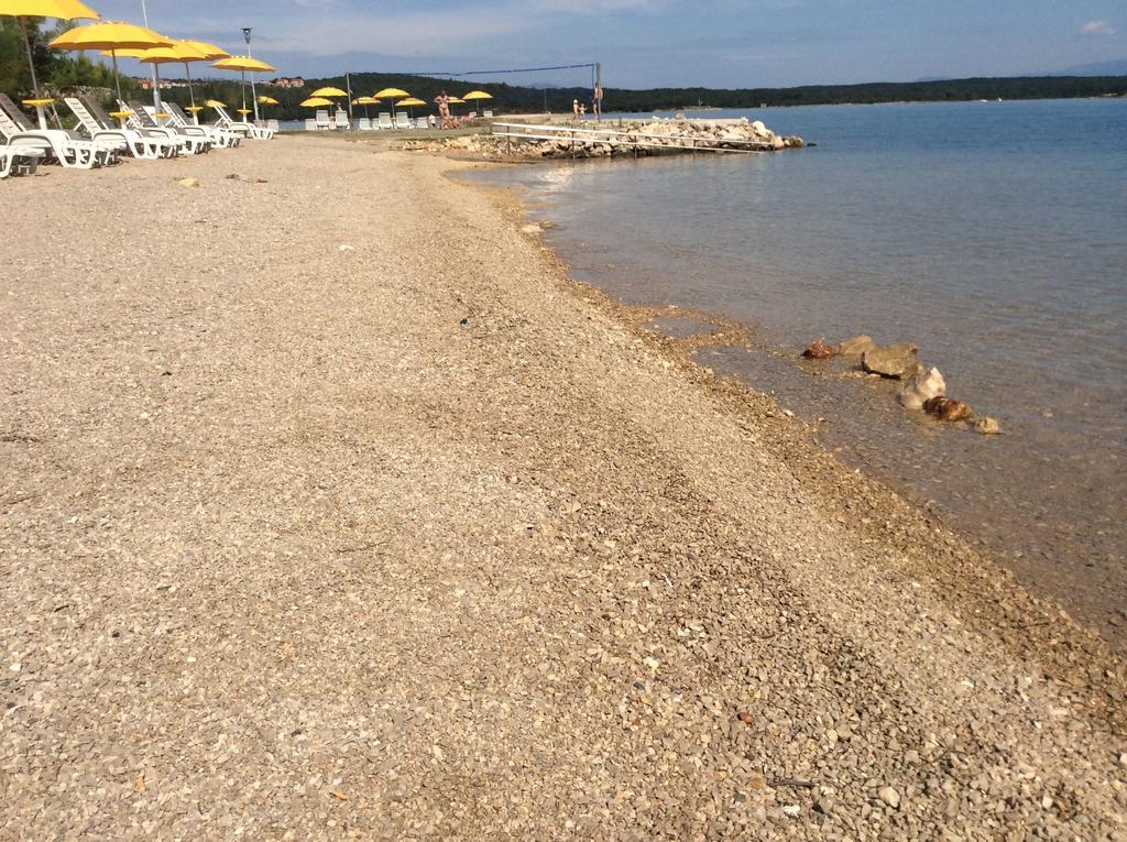 Apartments Coral, Klimno, Island Krk Экстерьер фото